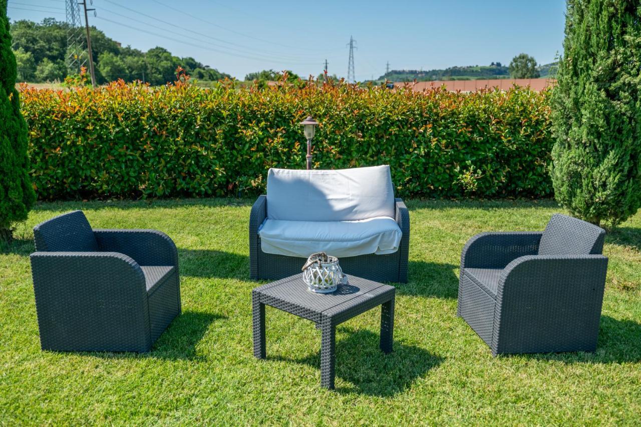 Podere Le Fonti Apartment Poggibonsi Luaran gambar