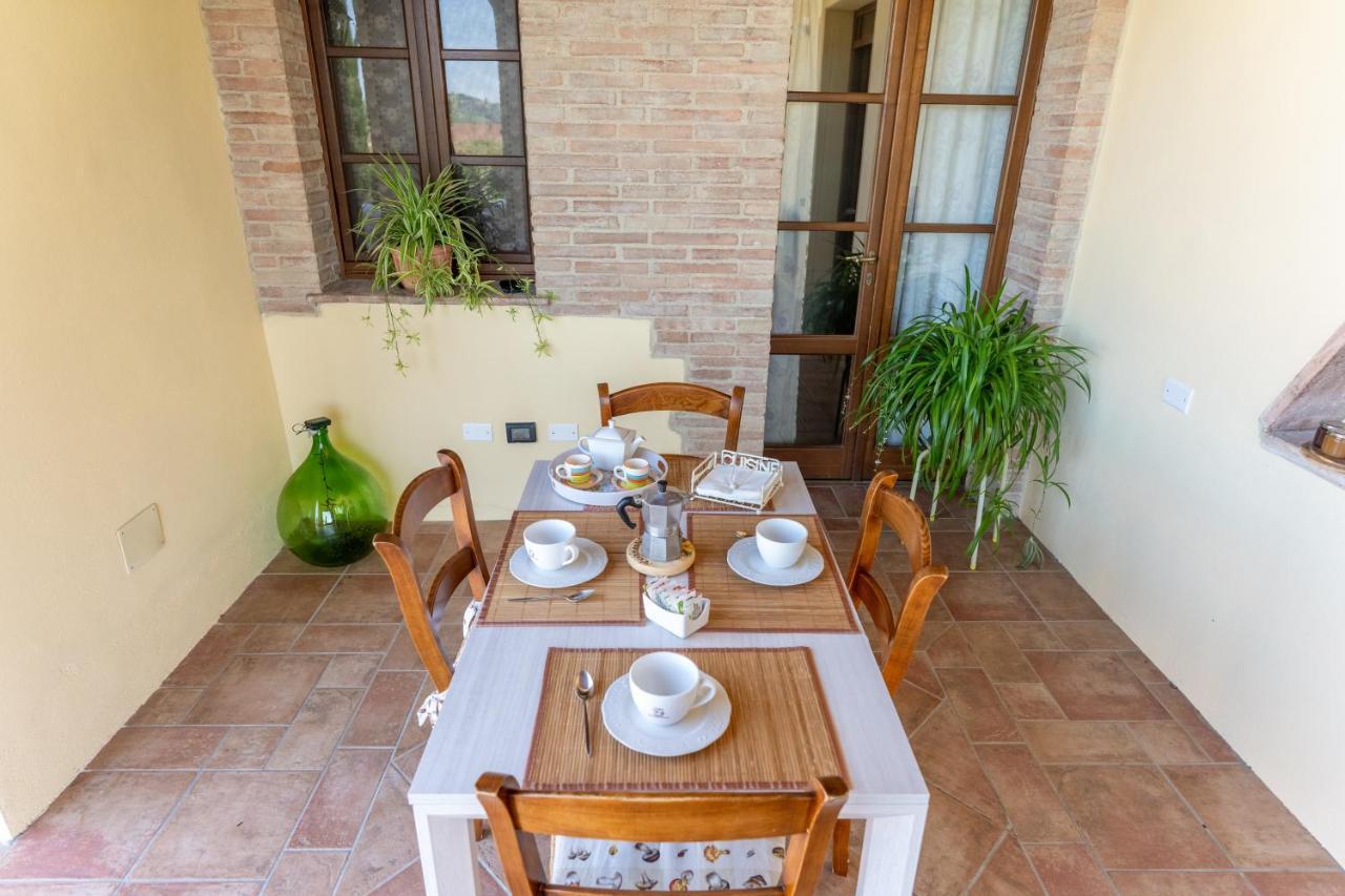 Podere Le Fonti Apartment Poggibonsi Luaran gambar